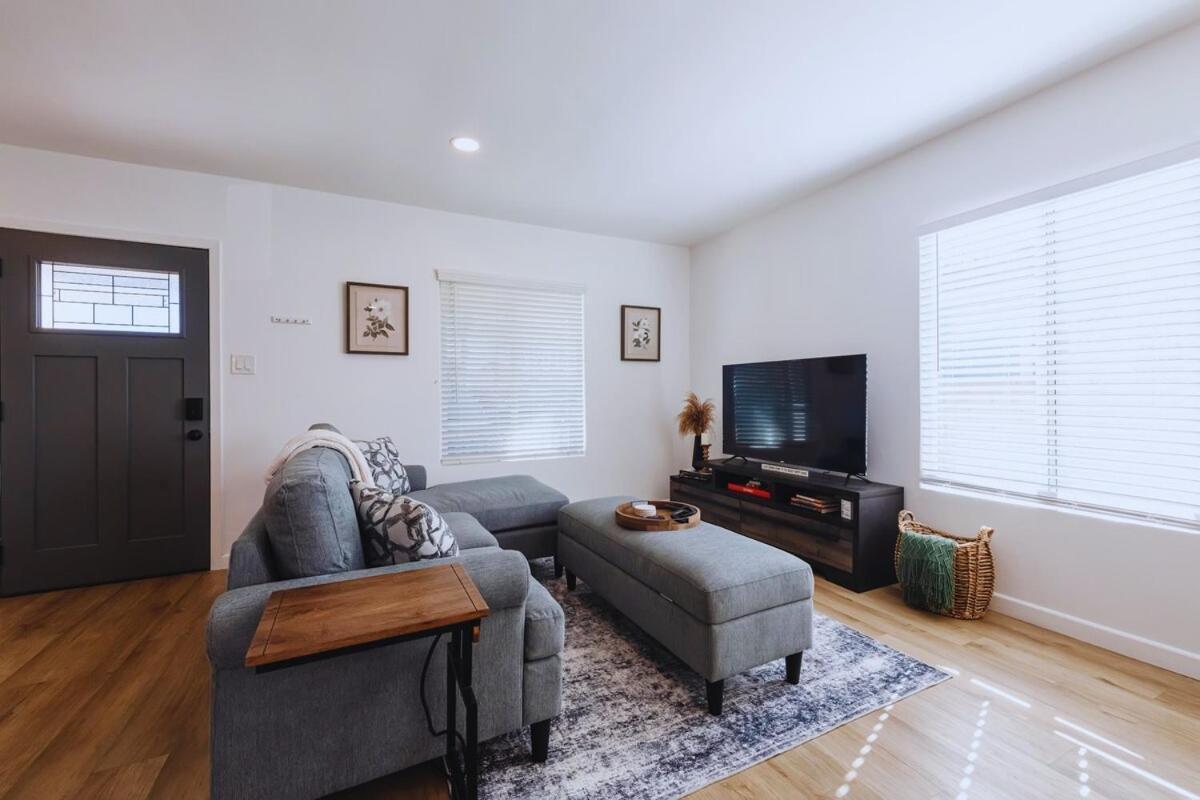 Cozy Modern 3 Bed 1 Bath Home - Pet Friendly! Lawndale Exterior foto